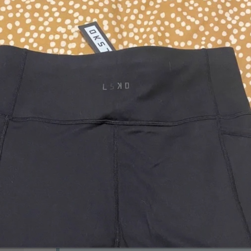 LSKD Rep 7/8 tights - Size L BRAND NEW W/ TAGS!